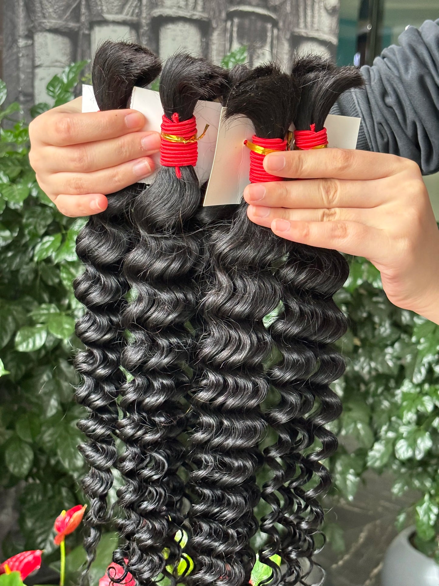 V Beauty Human Hair Braiding Hair Bundles for Boho Braids No Weft Human Hair Bulk 200g Wet and Wavy Hair Extensions